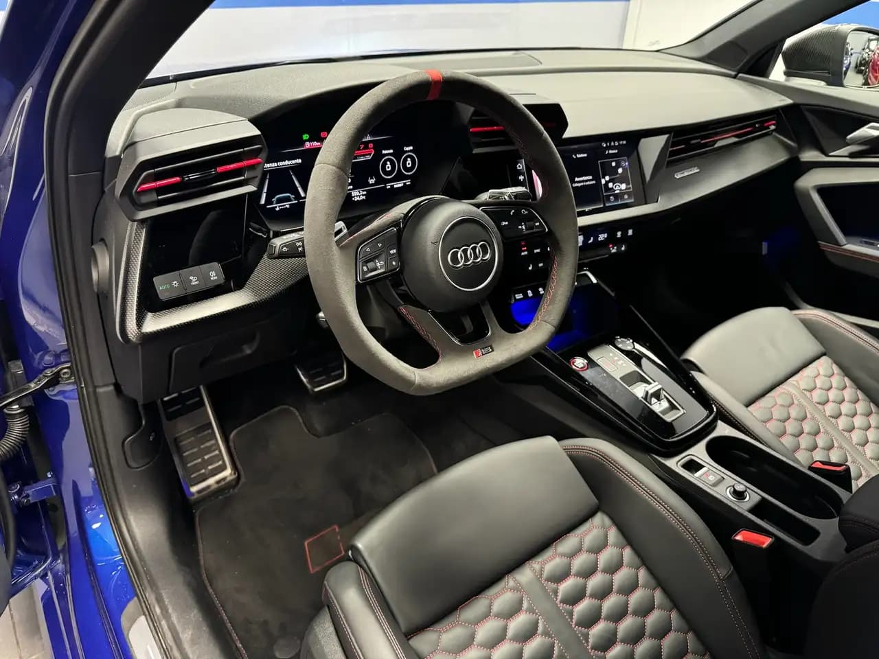 Audi RS3 2024 г. 14921 км. — фото 10