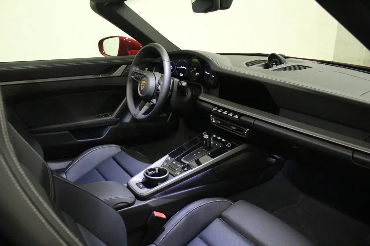 Porsche 911 Targa 4 2023 г. — фото 10