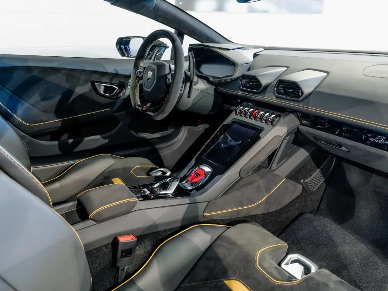 Lamborghini Huracan 2021 г. 6707 км. — фото 36