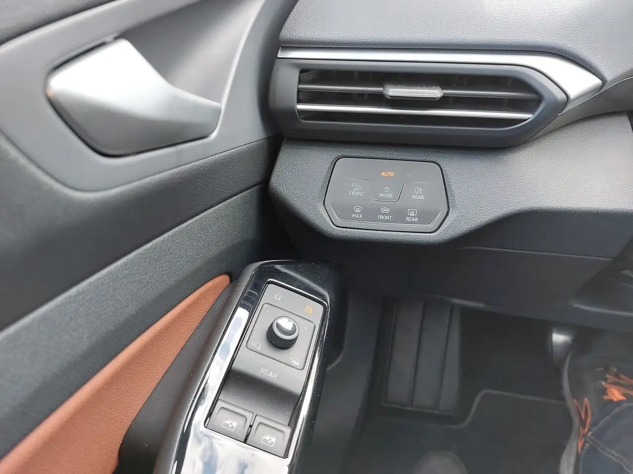 Volkswagen ID.4 2021 г. 15326 км. — фото 7