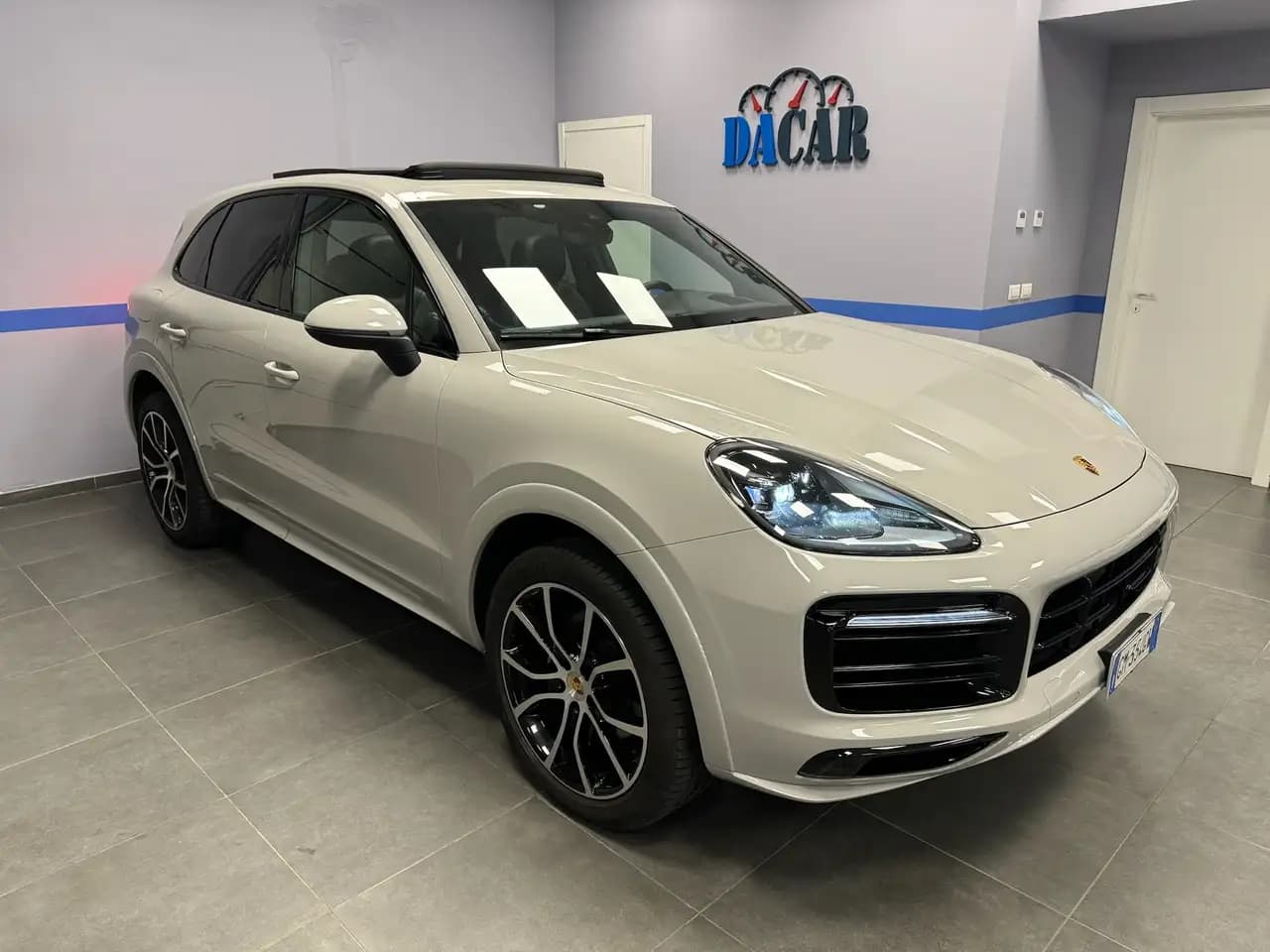 Porsche Cayenne Coupe 2023 г. 25943 км.