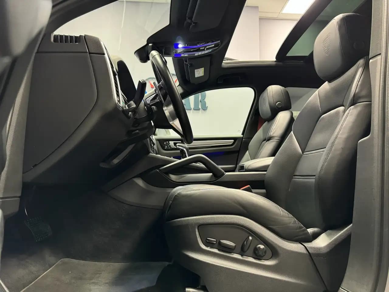 Porsche Cayenne Coupe 2023 г. 25943 км. — фото 14