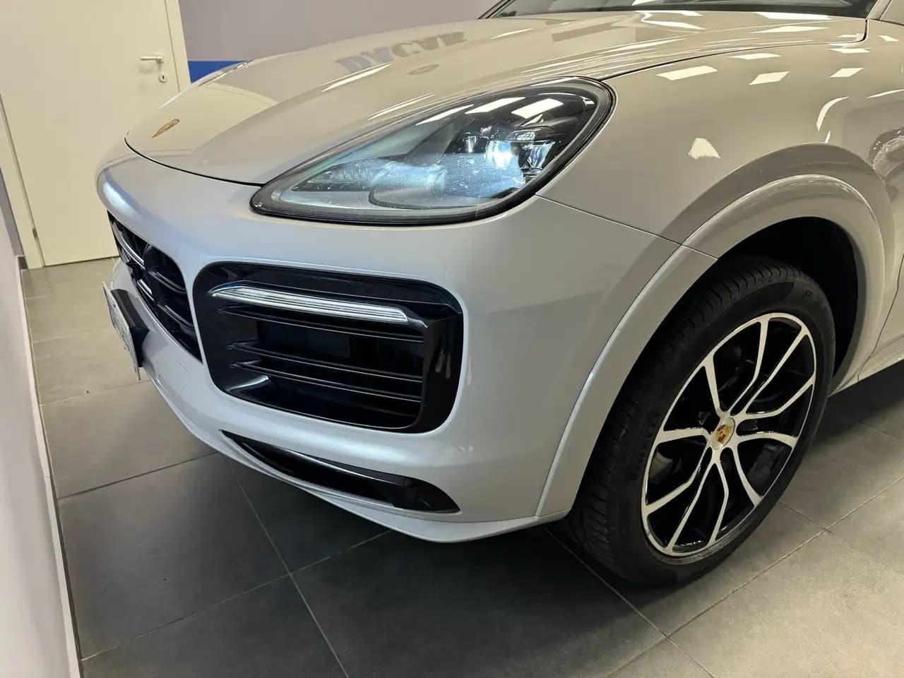 Porsche Cayenne Coupe 2023 г. 25943 км. — фото 8