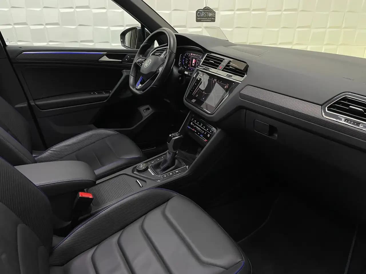 Volkswagen Tiguan R 2021 г. 53778 км. — фото 22