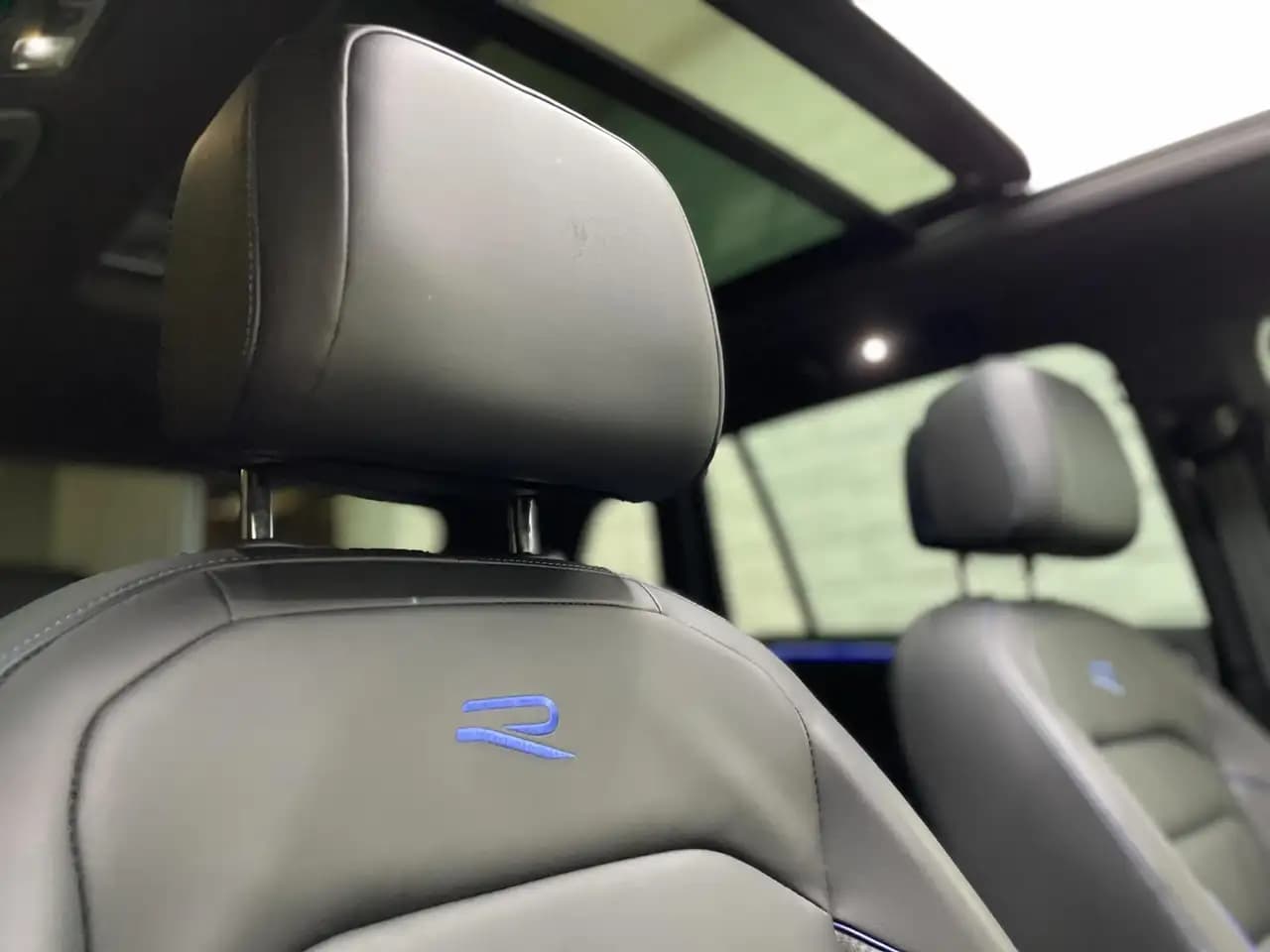 Volkswagen Tiguan R 2021 г. 53778 км. — фото 30