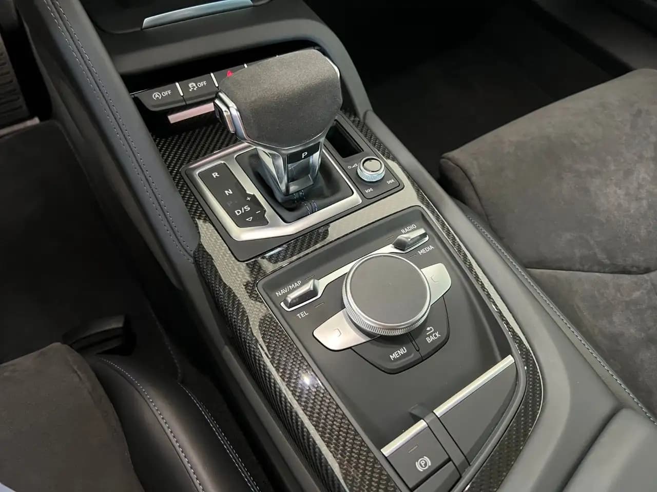 Audi R8 2021 г. 2995 км. — фото 12