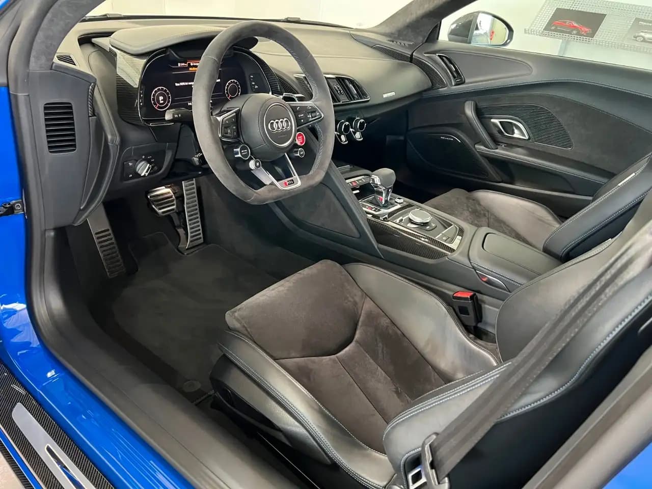 Audi R8 2021 г. 2995 км. — фото 9