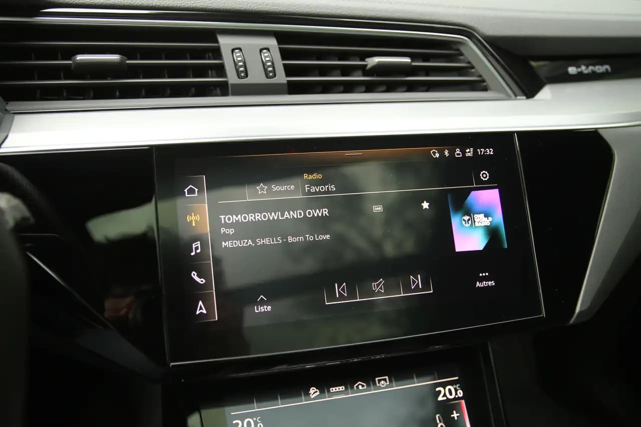 Audi e-tron S Sportback 2021 г. 35143 км. — фото 26