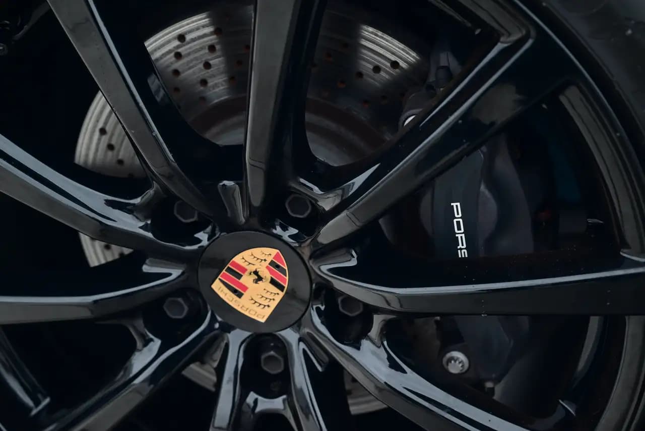 Porsche 718 Cayman 2023 г. 3188 км. — фото 19
