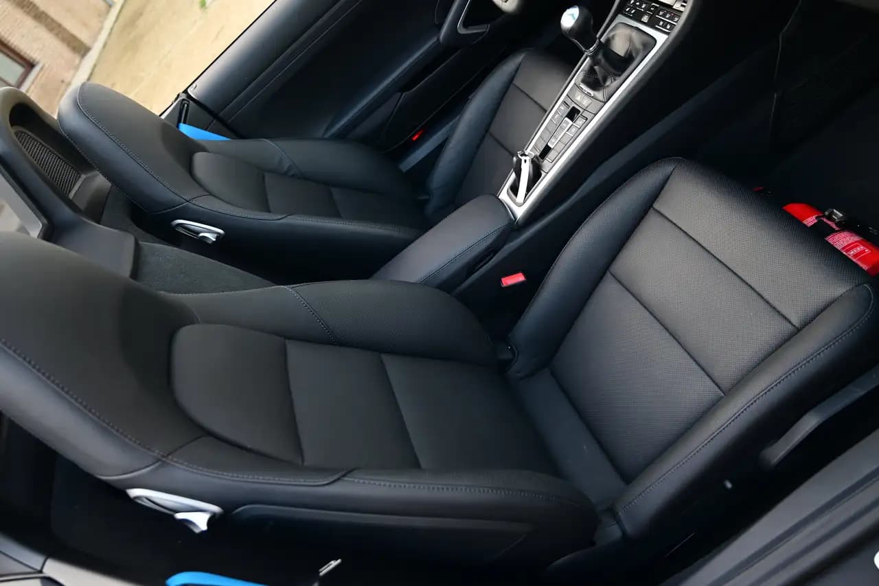Porsche 718 Cayman 2023 г. 3188 км. — фото 26