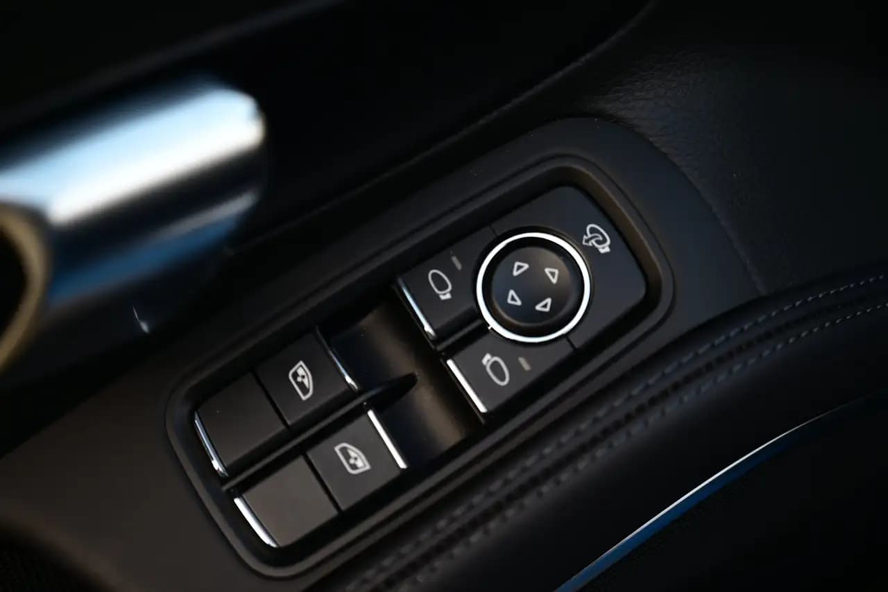 Porsche 718 Cayman 2023 г. 3188 км. — фото 30