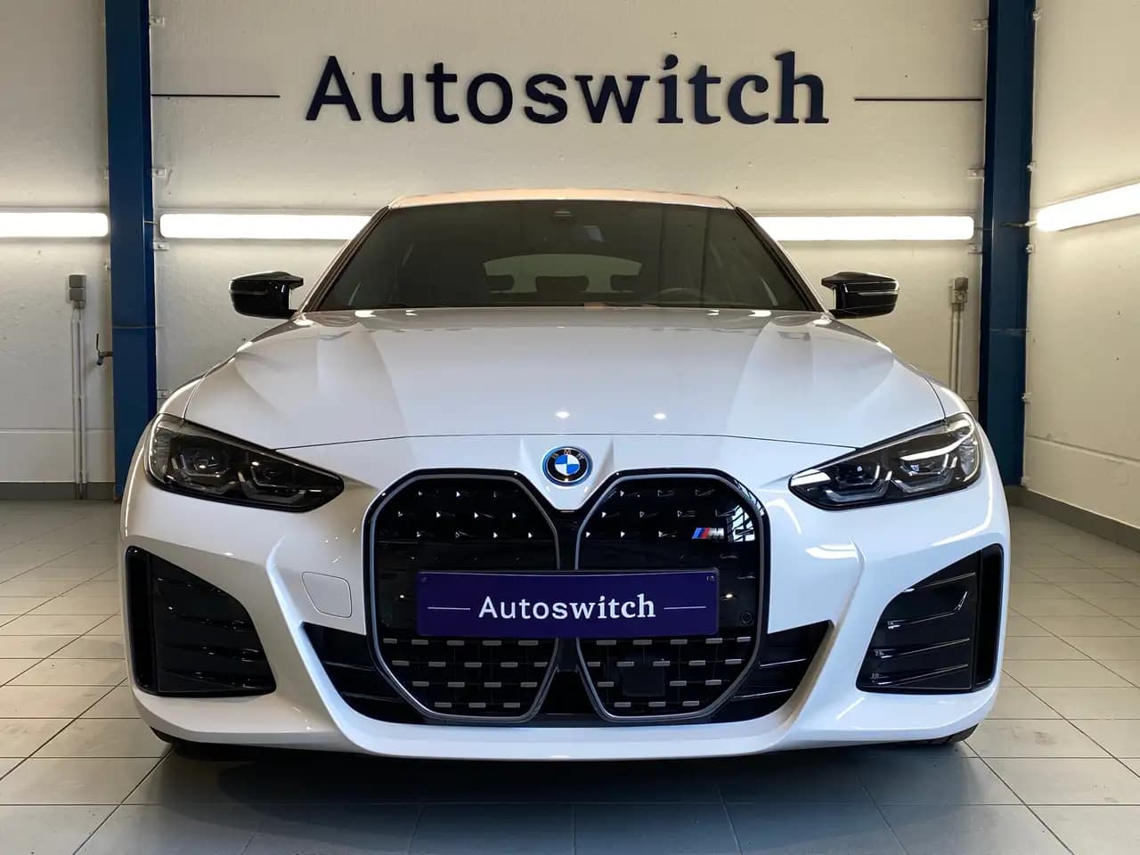 BMW i4 2022 г. 3850 км. — фото 2