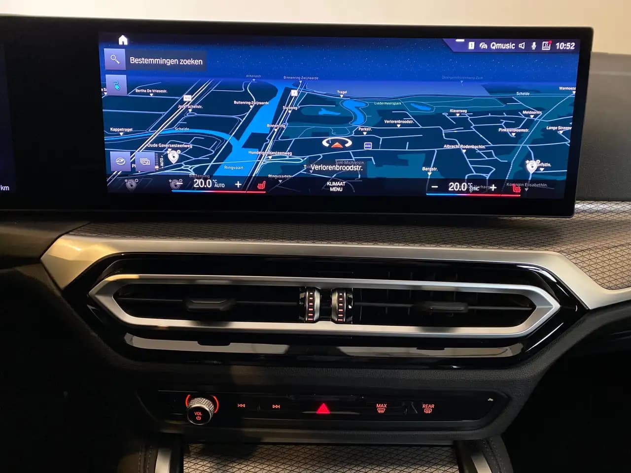 BMW i4 2022 г. 3850 км. — фото 11
