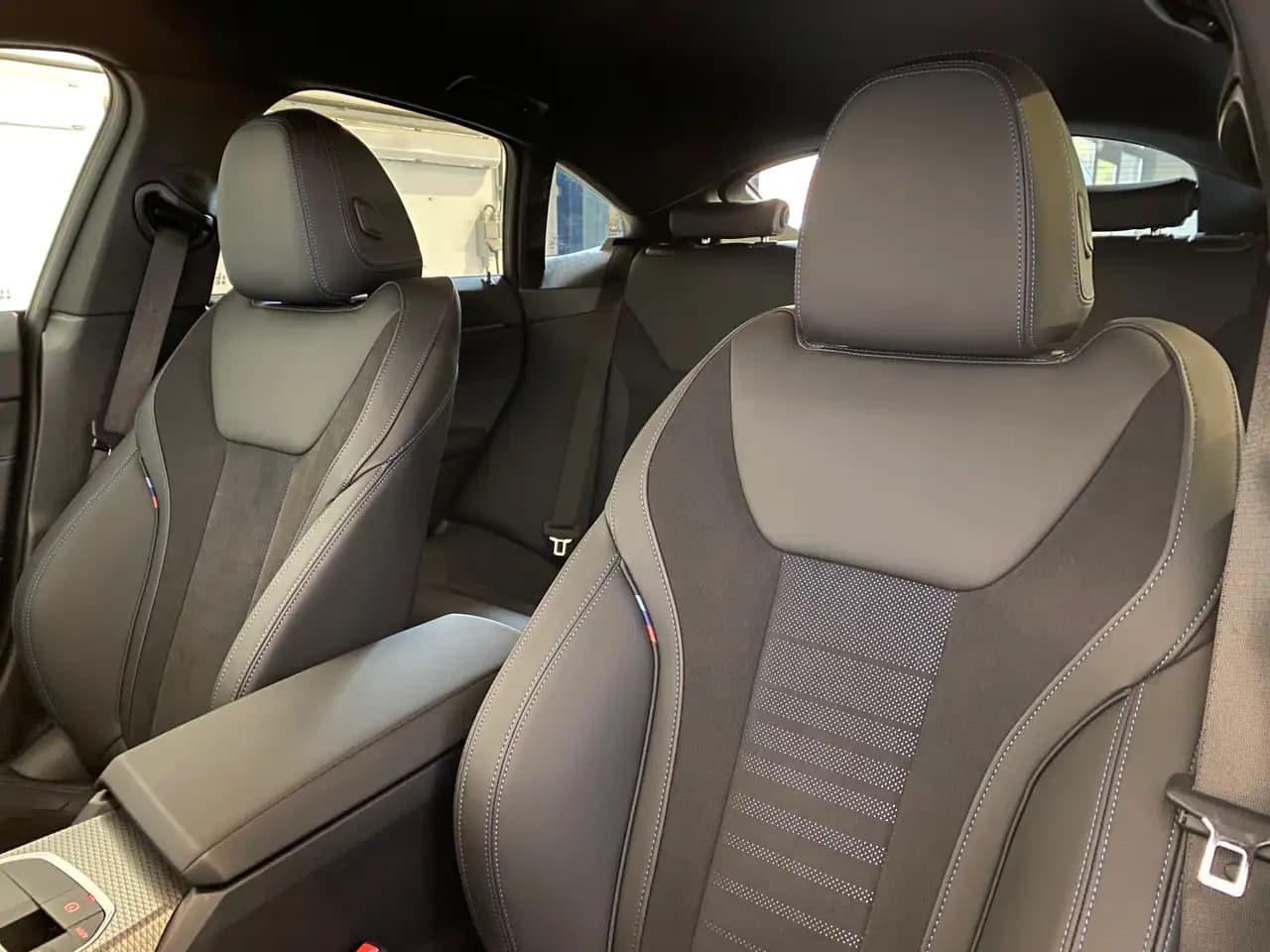 BMW i4 2022 г. 3850 км. — фото 13