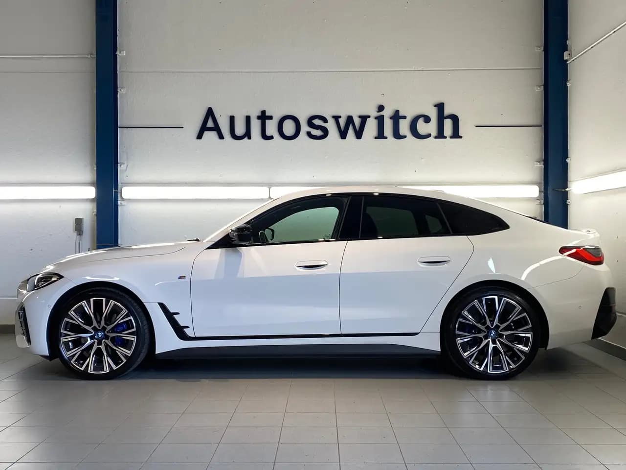 BMW i4 2022 г. 3850 км. — фото 3