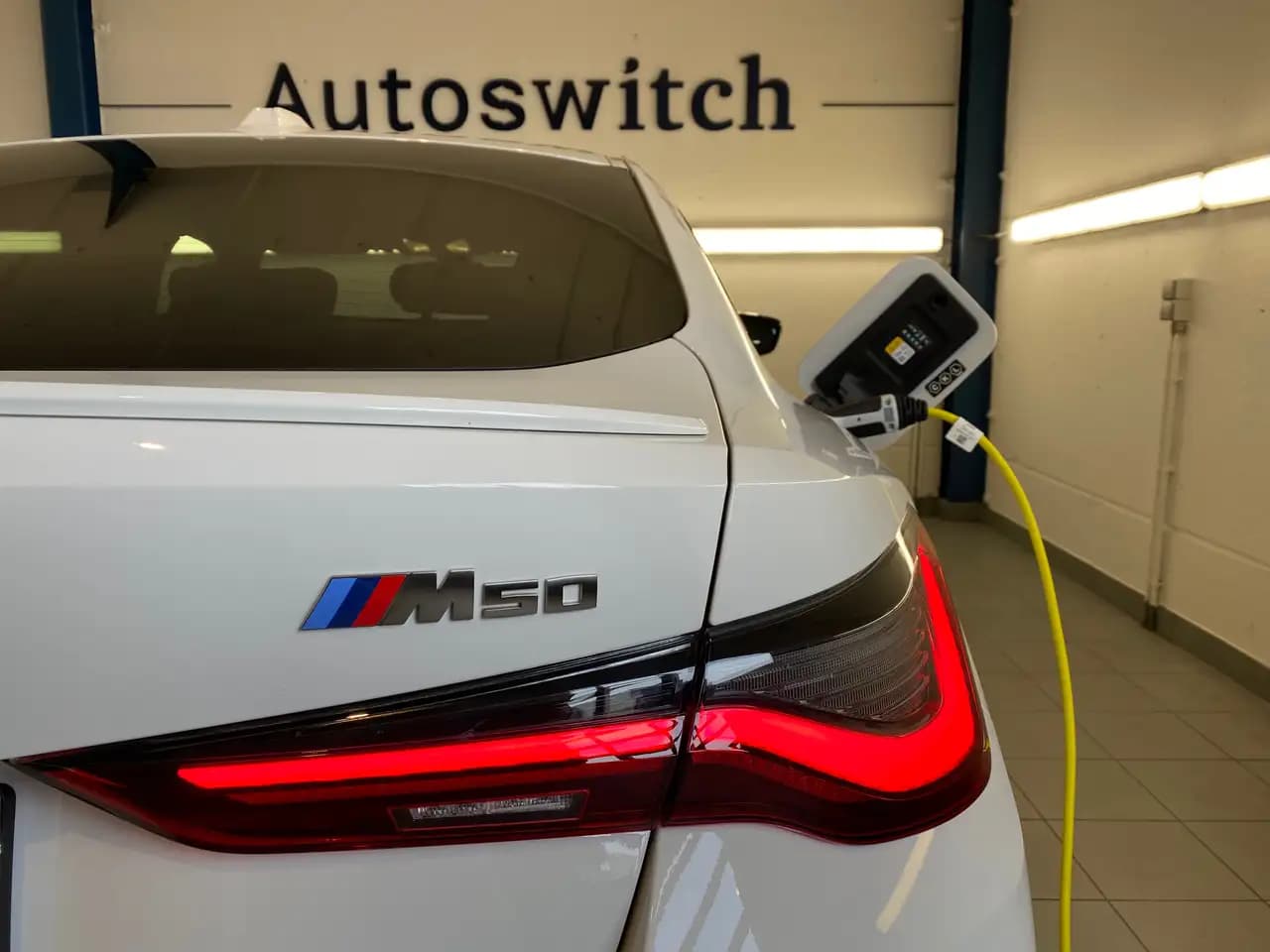 BMW i4 2022 г. 3850 км. — фото 22