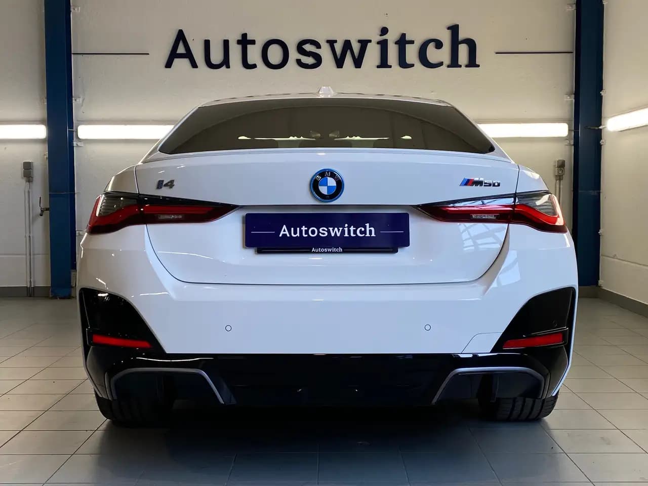 BMW i4 2022 г. 3850 км. — фото 4