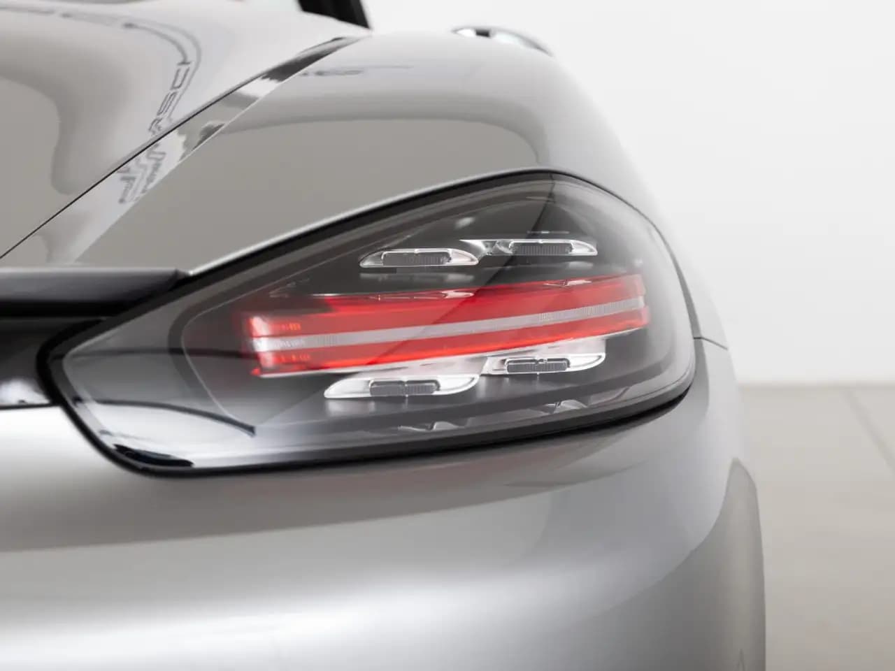 Porsche 718 Boxster 2021 г. 21495 км. — фото 15