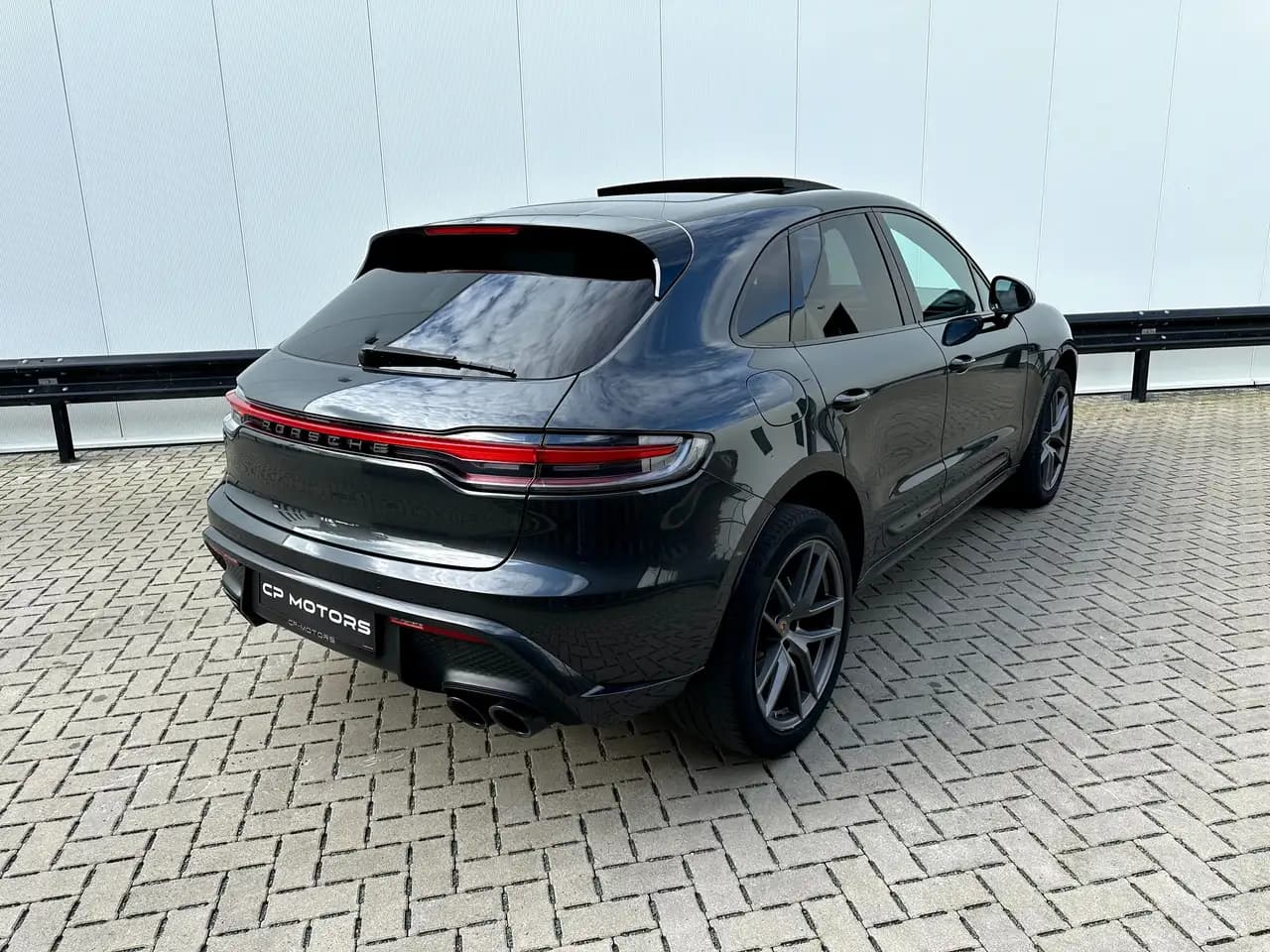 Porsche Macan 2022 г. 29952 км. — фото 2