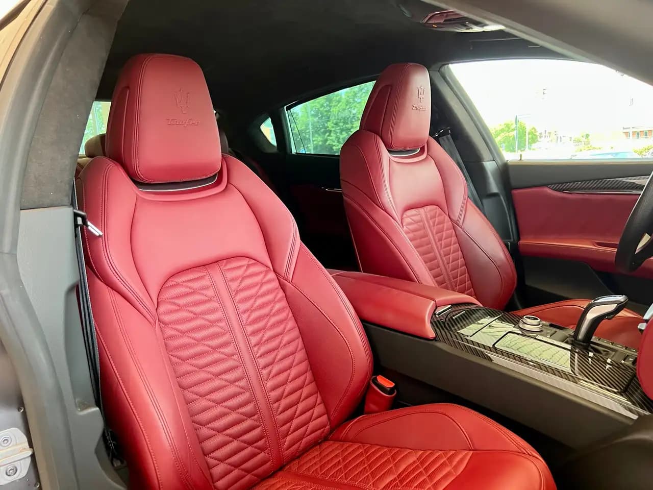 Maserati Quattroporte 2024 г. 15891 км. — фото 12