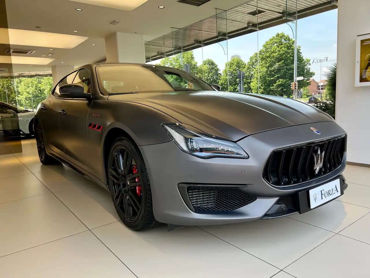 Maserati Quattroporte 2024 г. 15891 км. — фото 3