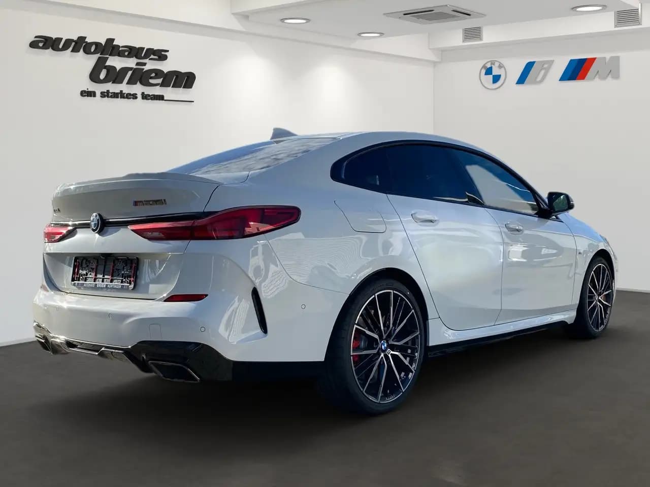 BMW 2 серия Gran Coupe 2024 г. — фото 3