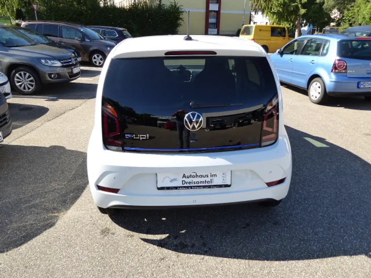 Volkswagen Up 2023 г. 9064 км. — фото 6