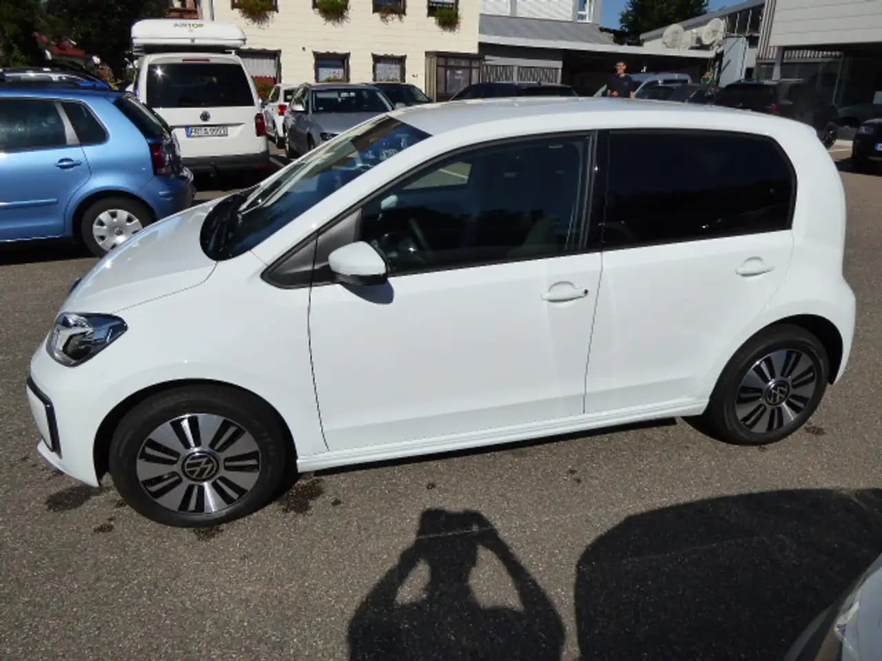 Volkswagen Up 2023 г. 9064 км. — фото 8