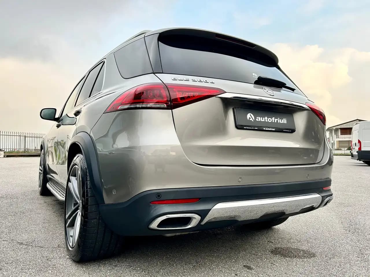 Mercedes-Benz GLE-класс 2021 г. 96852 км. — фото 2