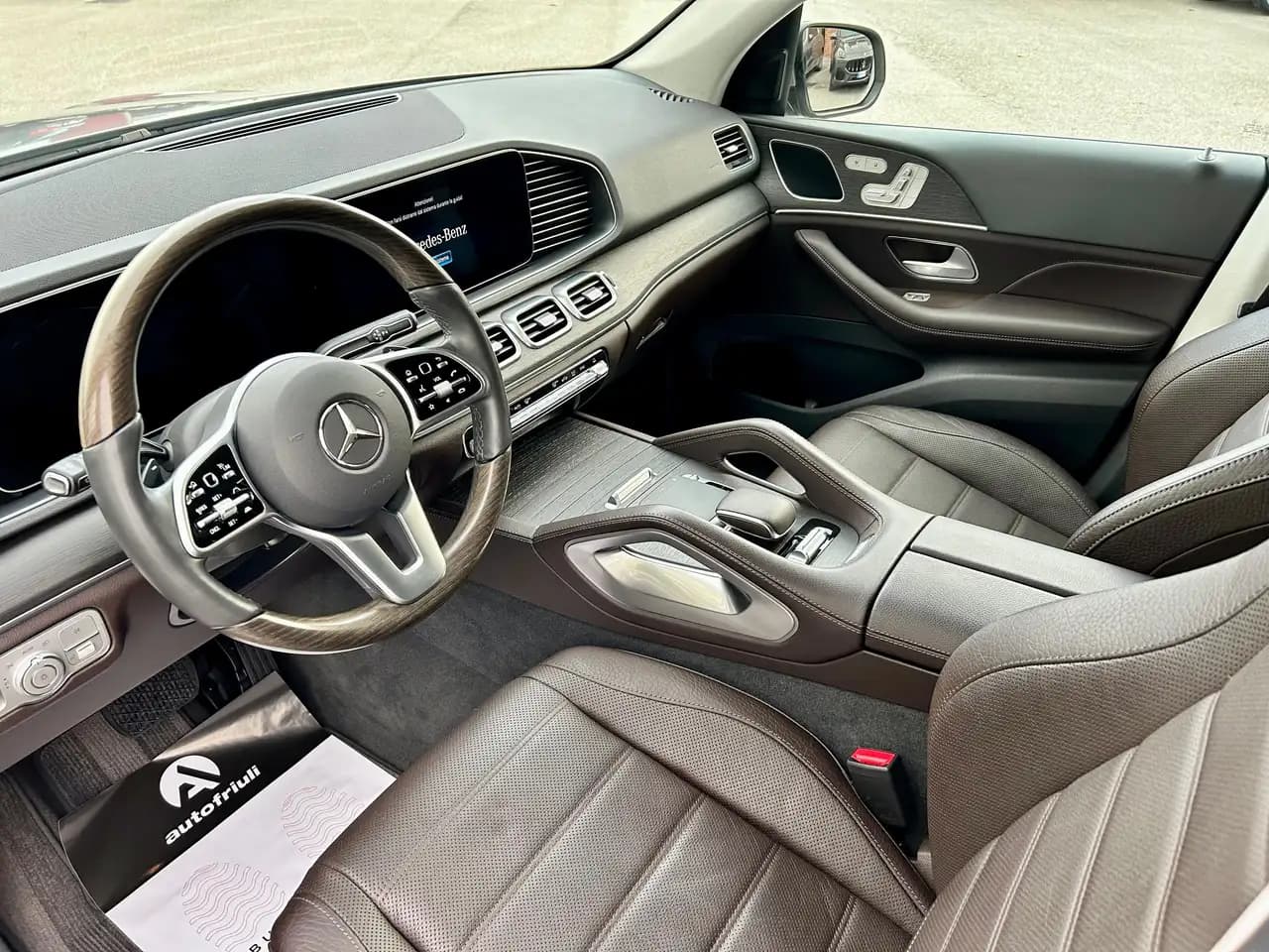 Mercedes-Benz GLE-класс 2021 г. 96852 км. — фото 8