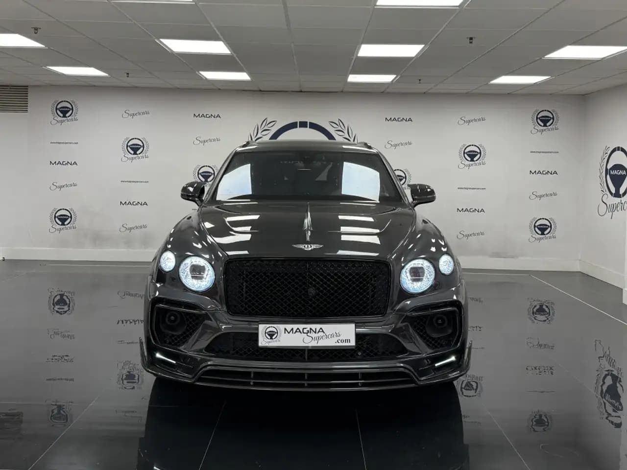 Bentley Bentayga 2021 г. 15062 км. — фото 10