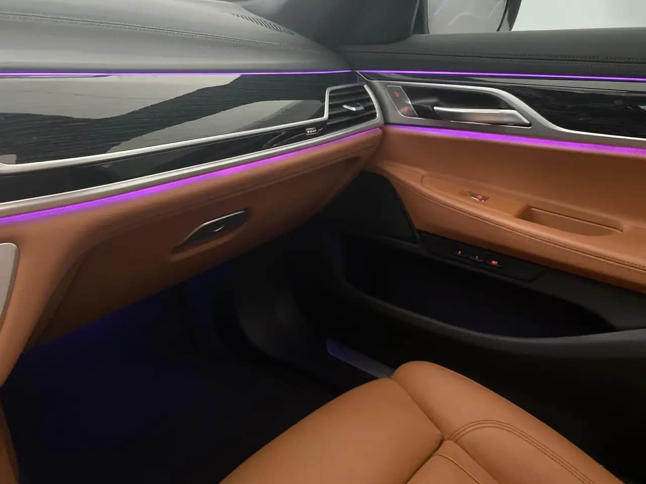 BMW 7 серия 2021 г. 59900 км. — фото 24