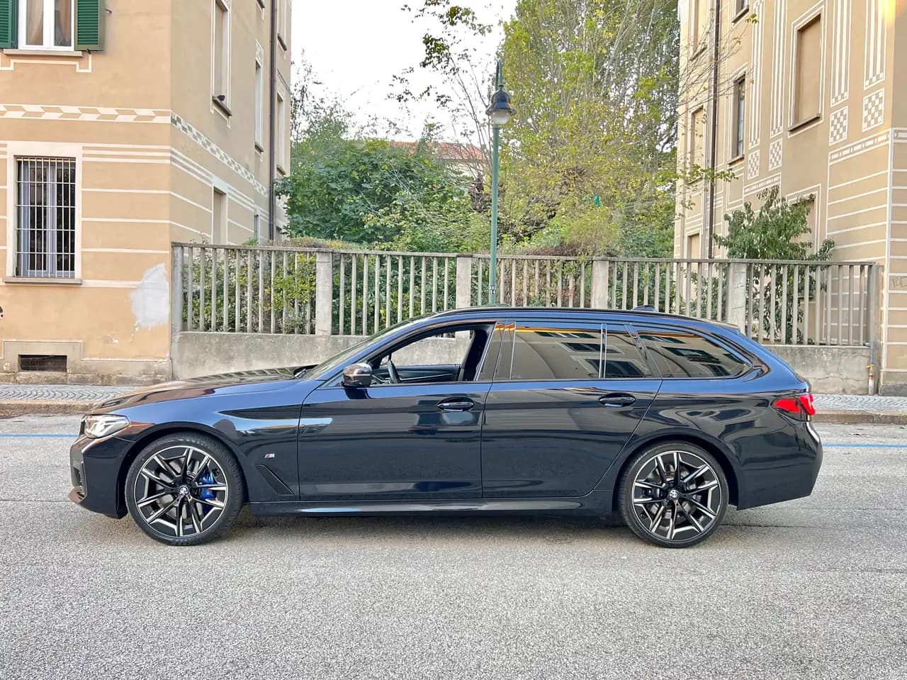 BMW 5 серия 2021 г. 90103 км. — фото 8