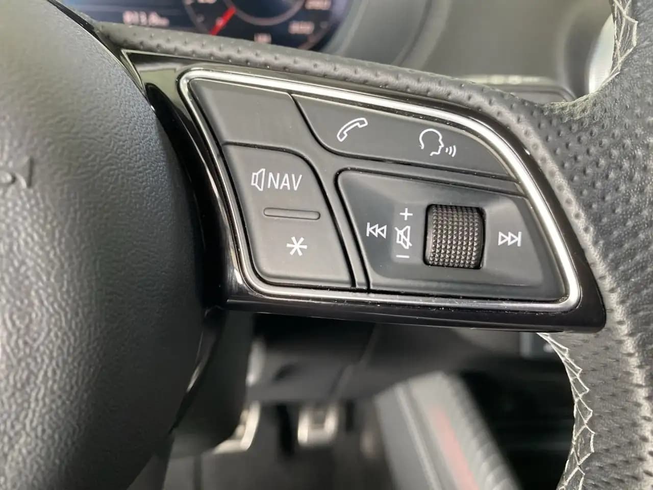 Audi SQ2 2022 г. 38070 км. — фото 8