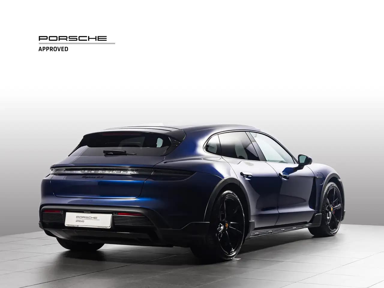 Porsche Taycan 2023 г. 3419 км. — фото 3