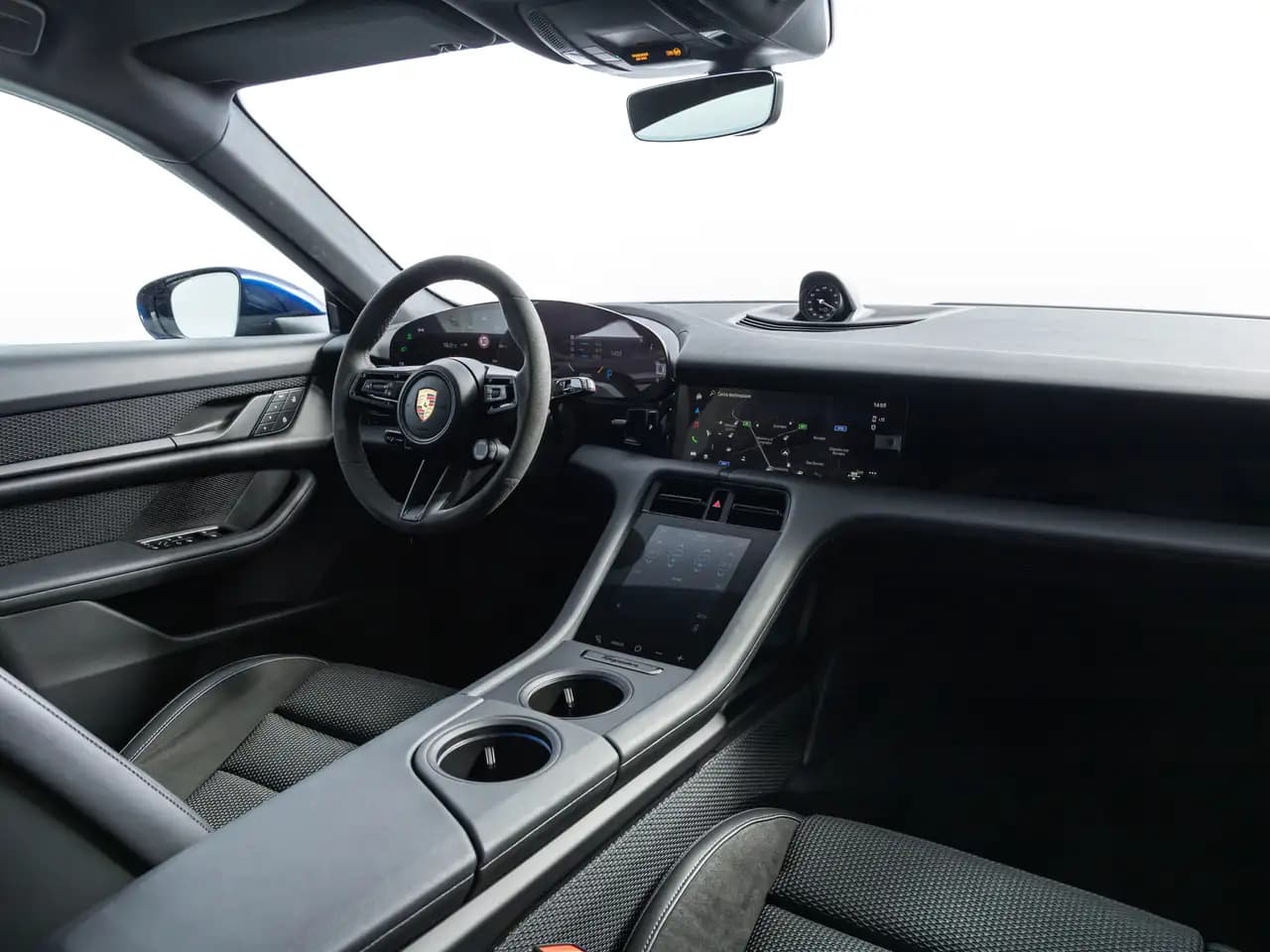 Porsche Taycan 2023 г. 3419 км. — фото 4