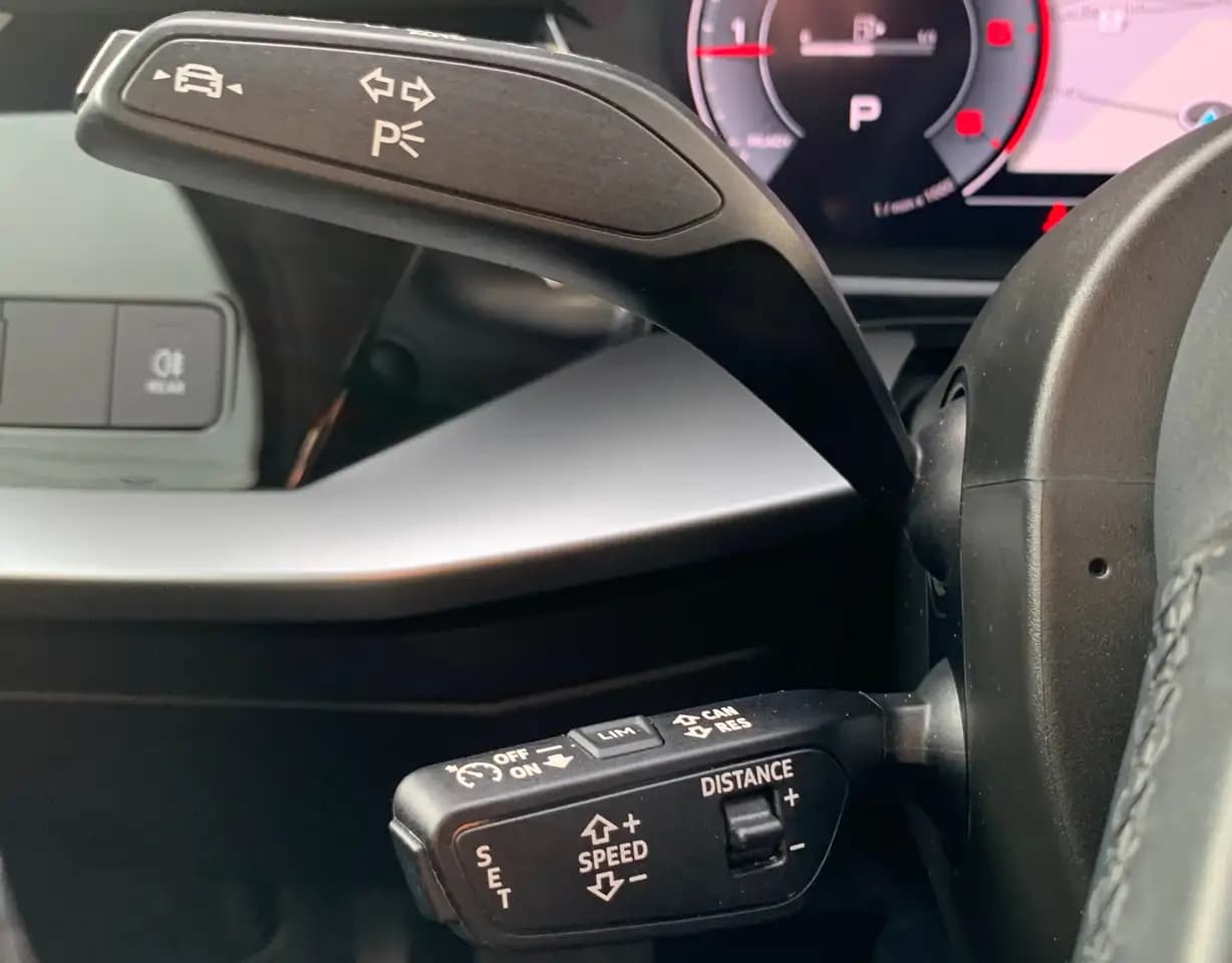 Audi A3 2022 г. 99098 км. — фото 19