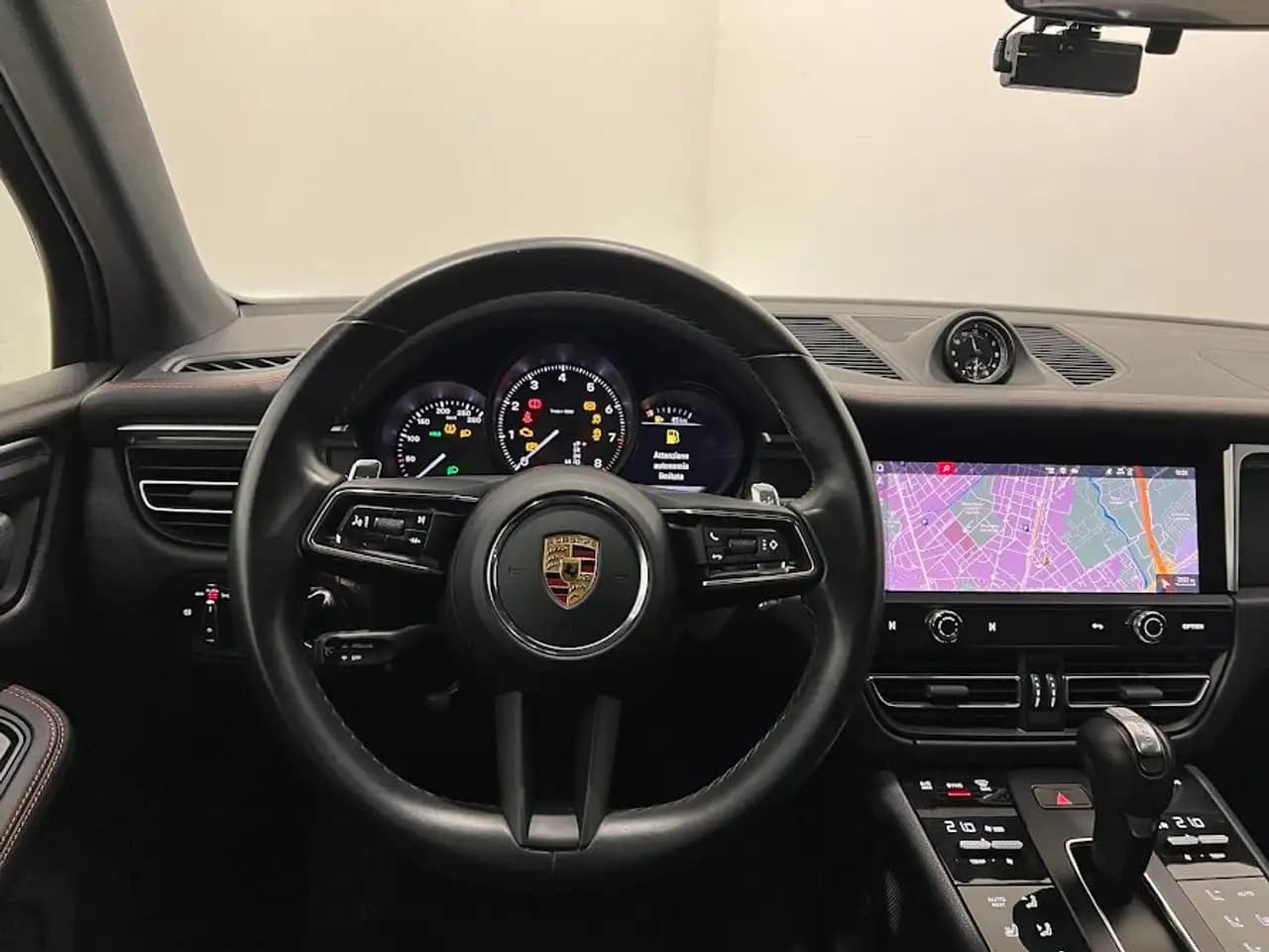 Porsche Macan 2021 г. 30001 км. — фото 11