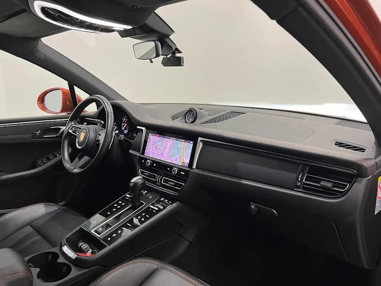 Porsche Macan 2021 г. 30001 км. — фото 13