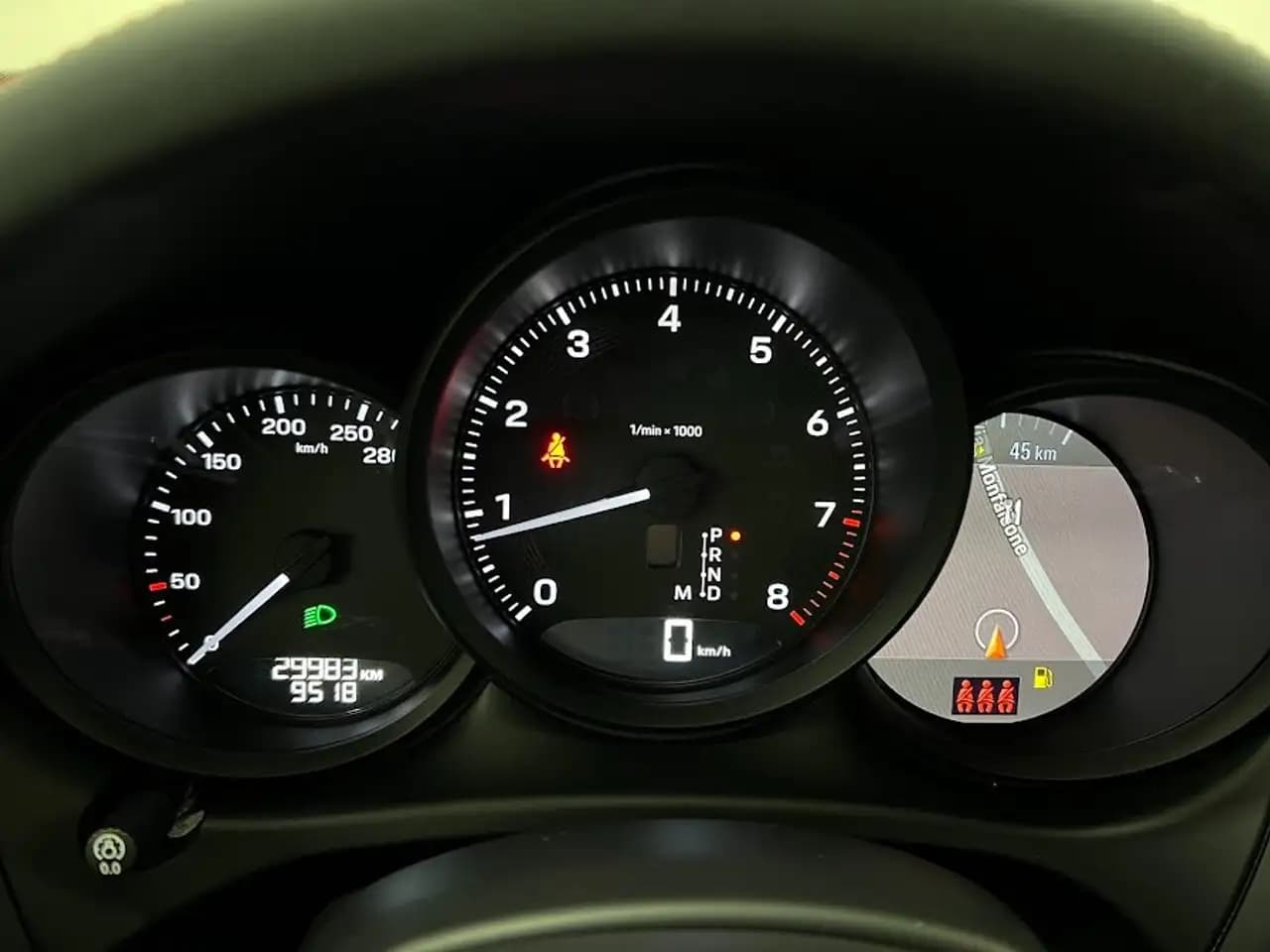 Porsche Macan 2021 г. 30001 км. — фото 16