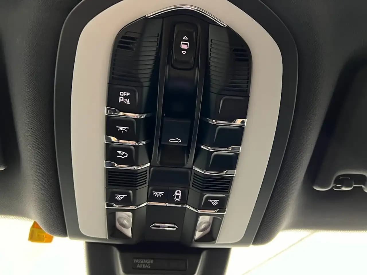 Porsche Macan 2021 г. 30001 км. — фото 26
