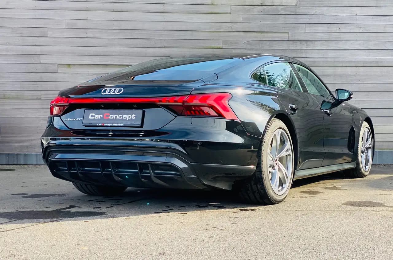 Audi e-tron GT 2021 г. 3026 км. — фото 3