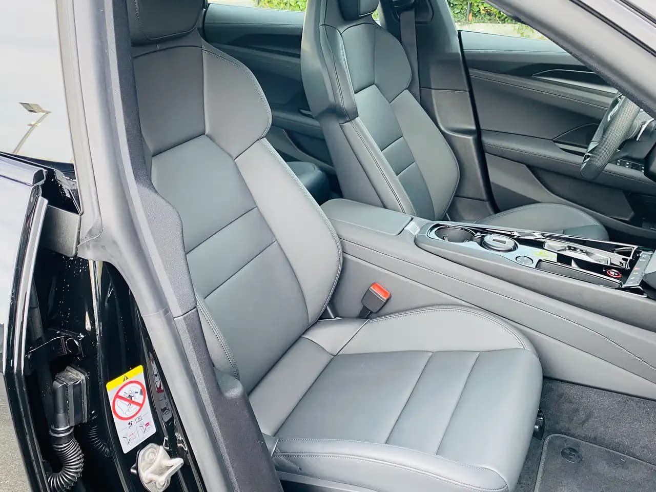 Audi e-tron GT 2021 г. 3026 км. — фото 8