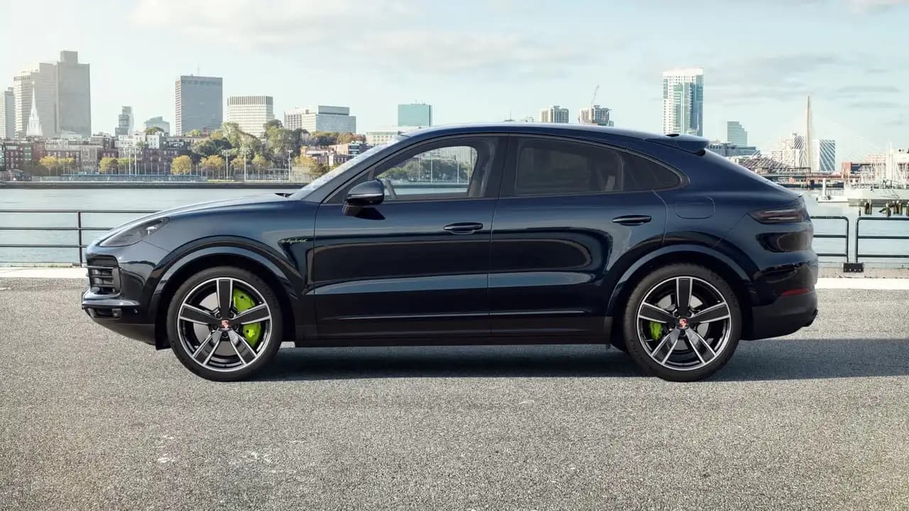 Porsche Cayenne Coupe 2023 г. 75727 км. — фото 2