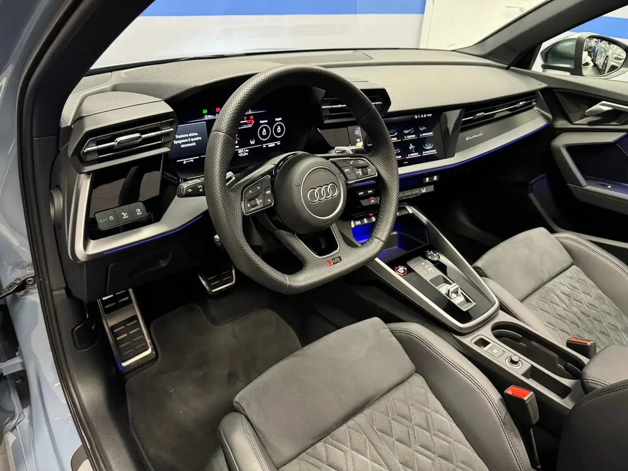 Audi RS3 2024 г. 5023 км. — фото 11