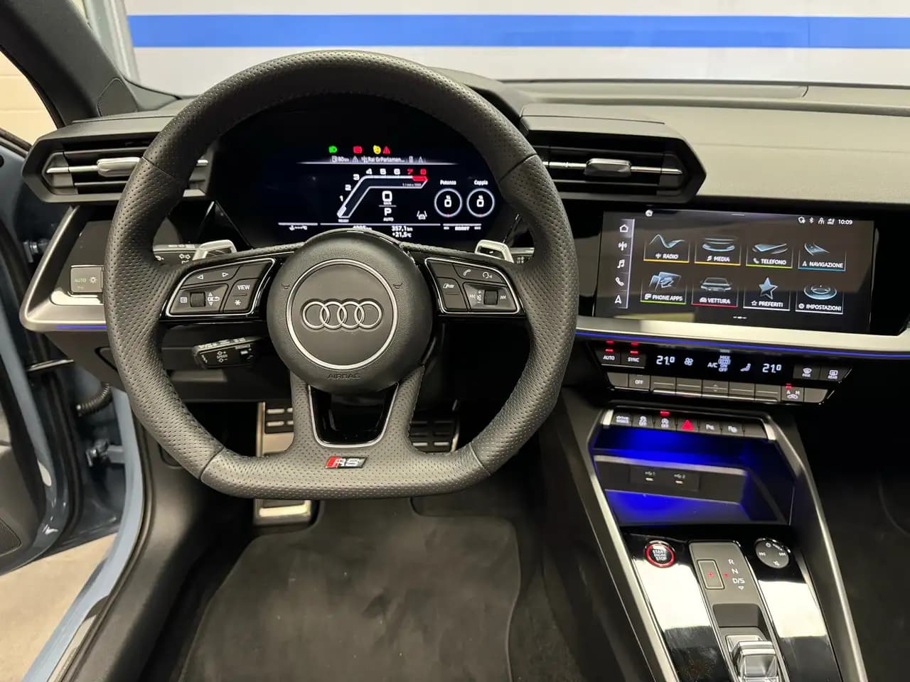 Audi RS3 2024 г. 5023 км. — фото 17