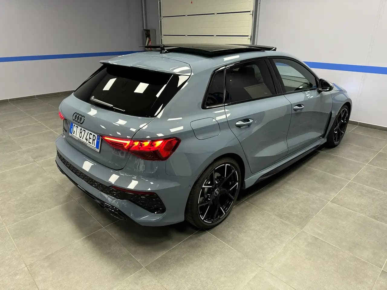 Audi RS3 2024 г. 5023 км. — фото 6