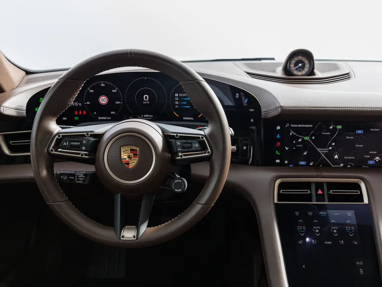 Porsche Taycan Cross Turismo 2021 г. 54371 км. — фото 8
