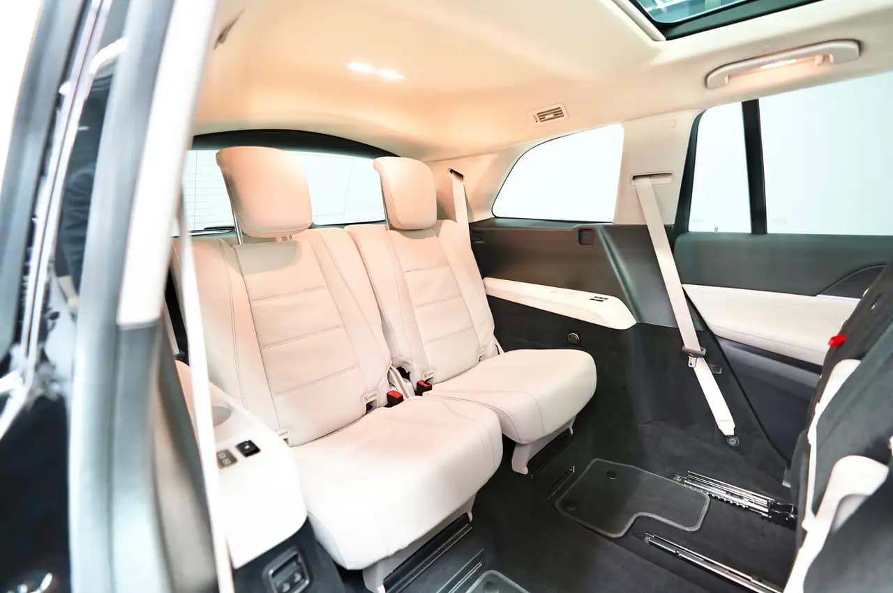 Mercedes-Benz GLS-класс 2024 г. 26669 км. — фото 45