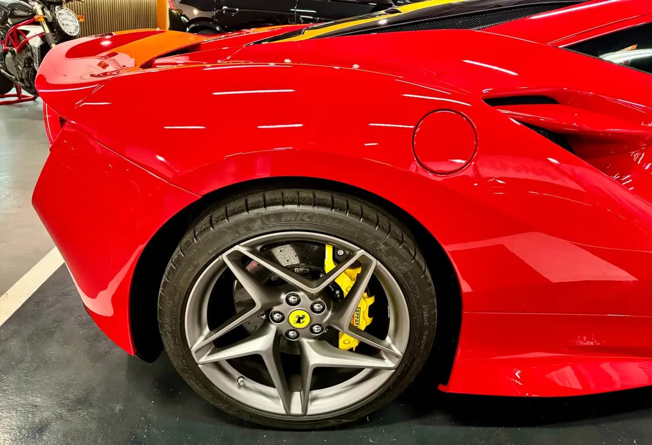Ferrari F8 Tributo 2022 г. 435 км. — фото 33